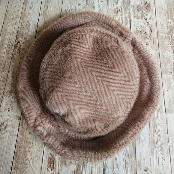 Fuzzy Pink Bucket Hat - Picture 3 of 7